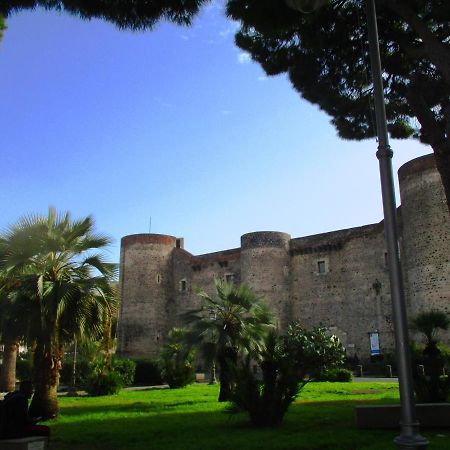 Diletta Oasi Bed & Breakfast Catania Bagian luar foto