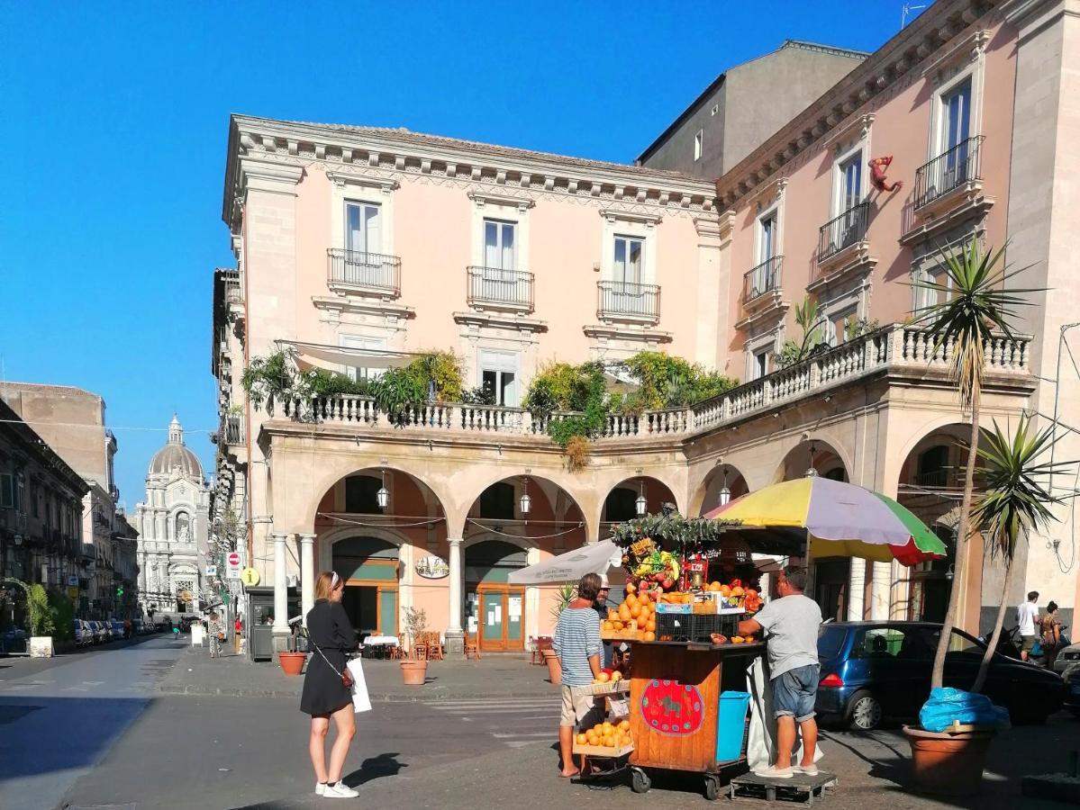 Diletta Oasi Bed & Breakfast Catania Bagian luar foto