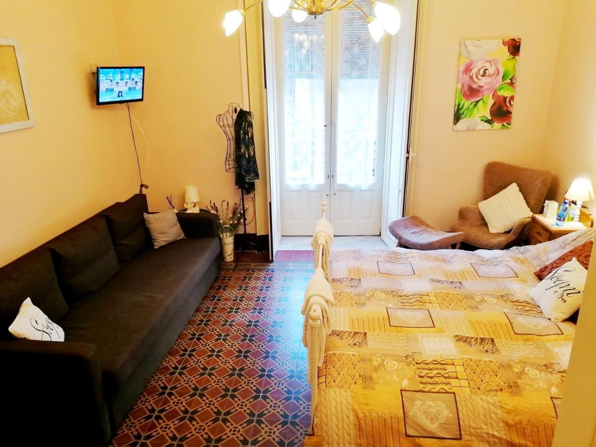 Diletta Oasi Bed & Breakfast Catania Bagian luar foto