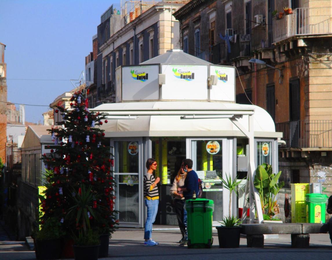 Diletta Oasi Bed & Breakfast Catania Bagian luar foto
