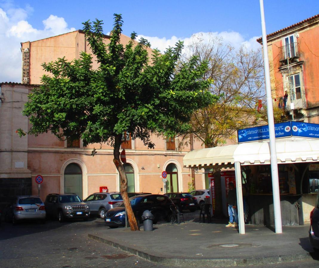 Diletta Oasi Bed & Breakfast Catania Bagian luar foto
