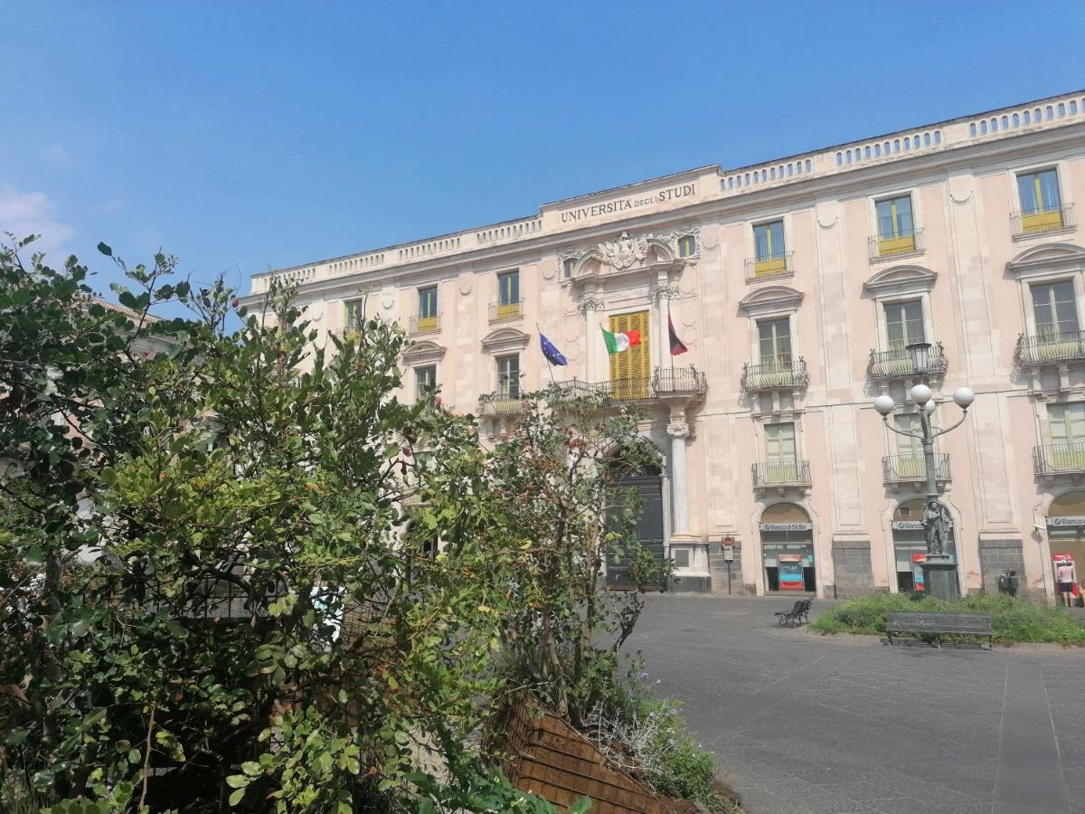 Diletta Oasi Bed & Breakfast Catania Bagian luar foto