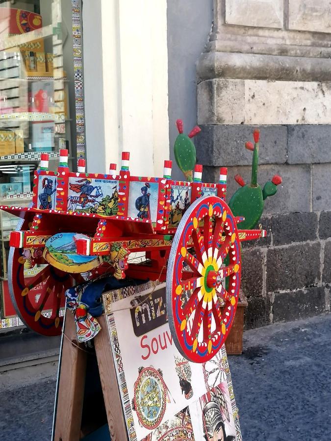 Diletta Oasi Bed & Breakfast Catania Bagian luar foto